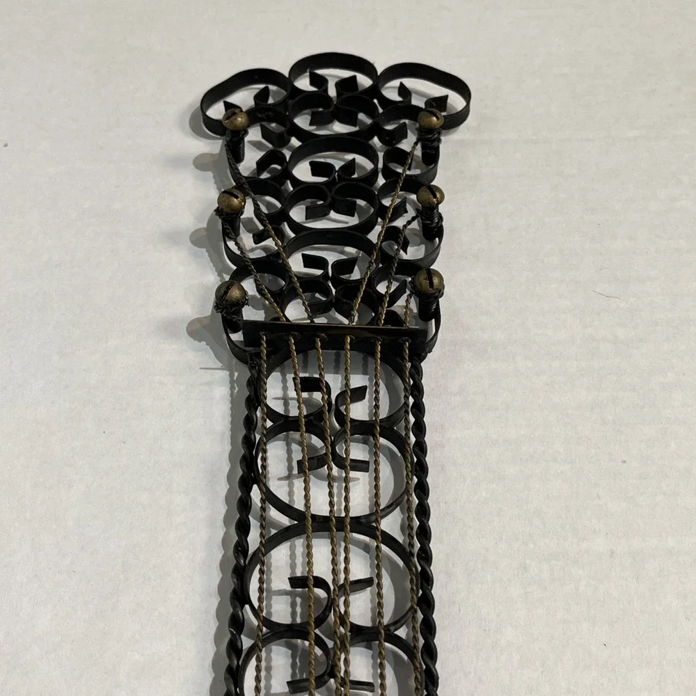 Vintage Guitar Metal Scrollwork Wall‎ Hanging Decoration 27